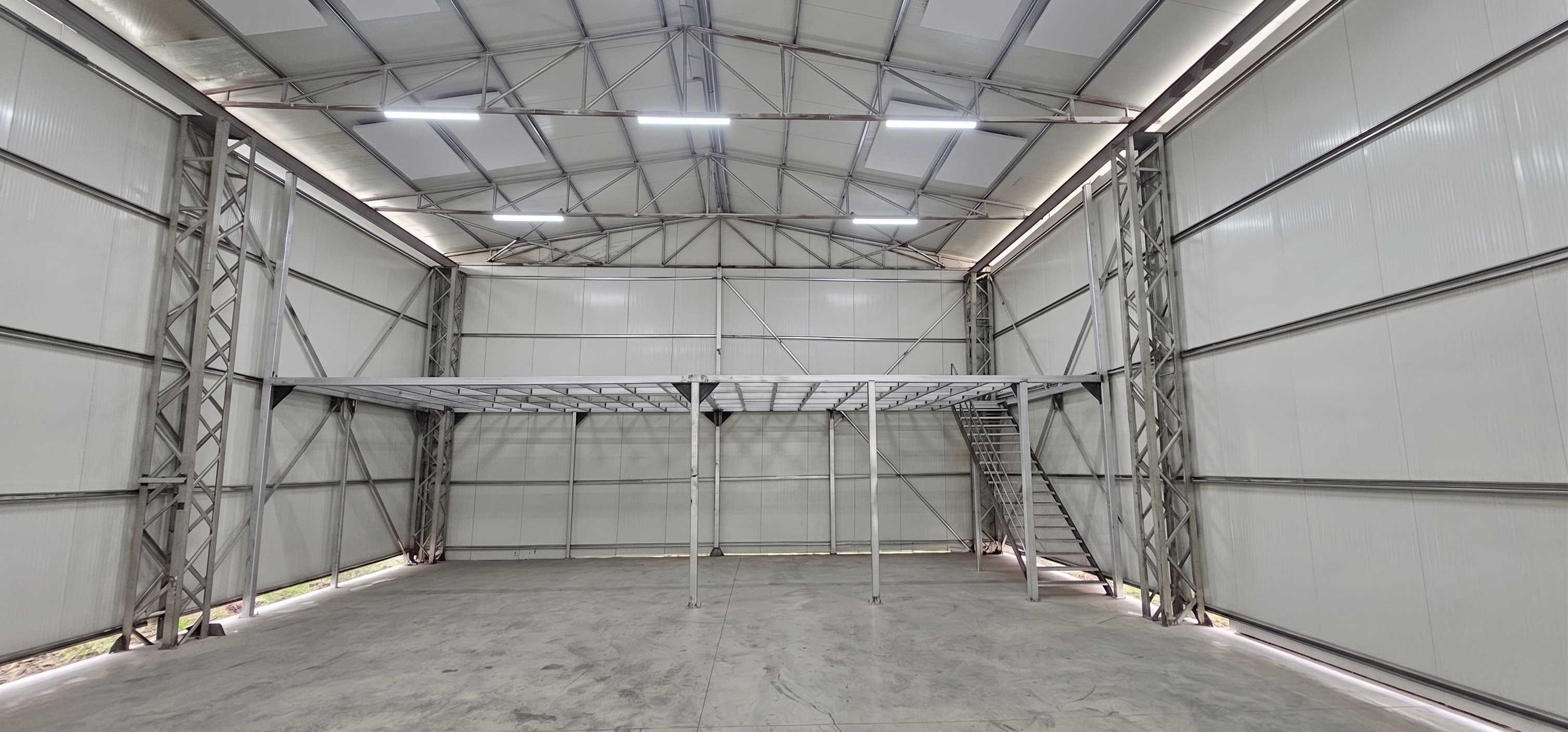 Fabrika İzolasyonlu Sandviç Panel Cephe ve Çatı Kaplama